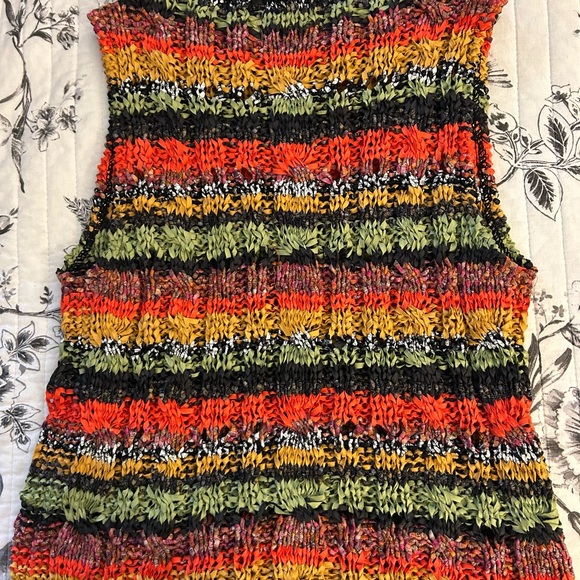 Anthropologie Sweater Vest NWT Made in Italy! A must for your fall wardrobe - Picture 6 of 9